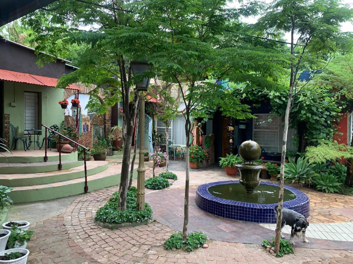 Rabbit Hole Hotel Johannesburg Esterno foto