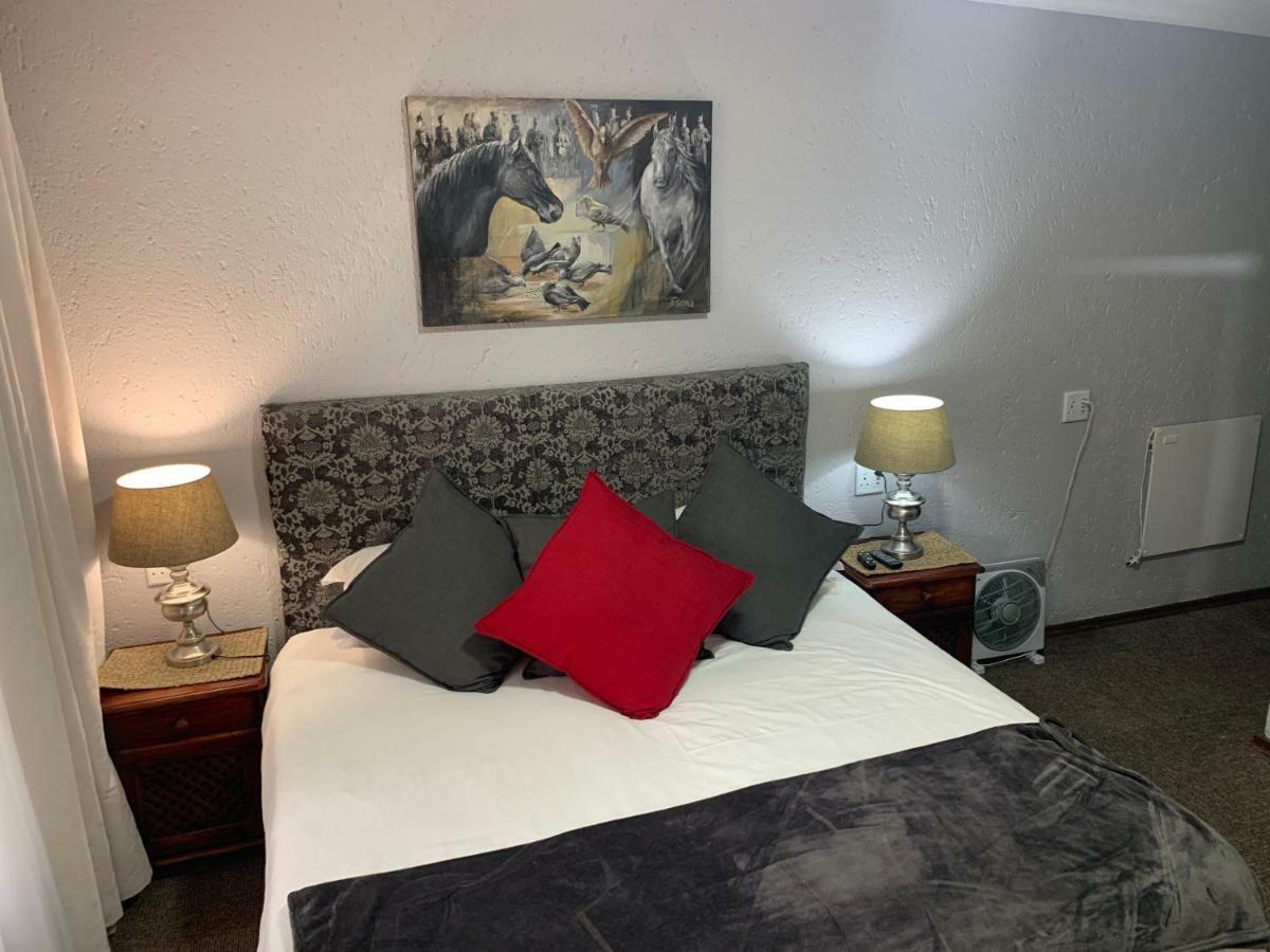 Rabbit Hole Hotel Johannesburg Esterno foto